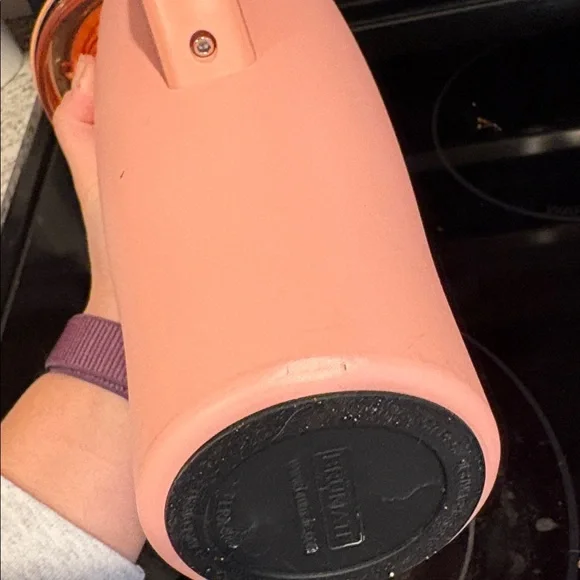 BrüMate Pink water bottle - Picture 7 of 9